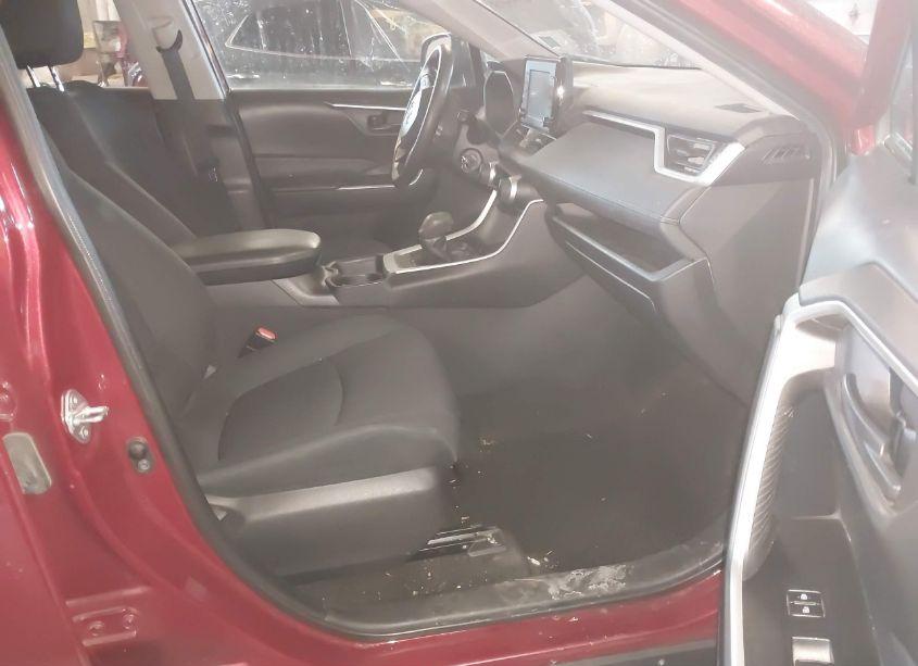 Photo 5 of 2021 Toyota Rav4 LE (VIN 2T3F1RFV4MC150131)