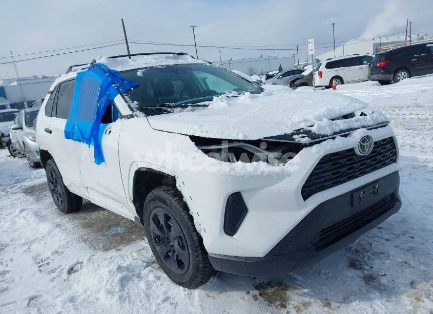 2021 Toyota Rav4 LE (VIN 2T3F1RFV4MC163705) main photo