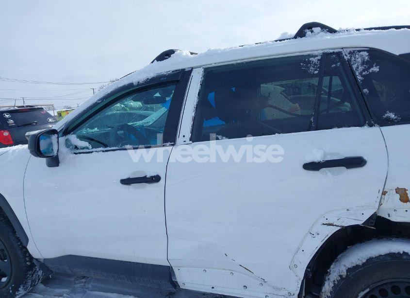 Photo 14 of 2021 Toyota Rav4 LE (VIN 2T3F1RFV4MC163705)