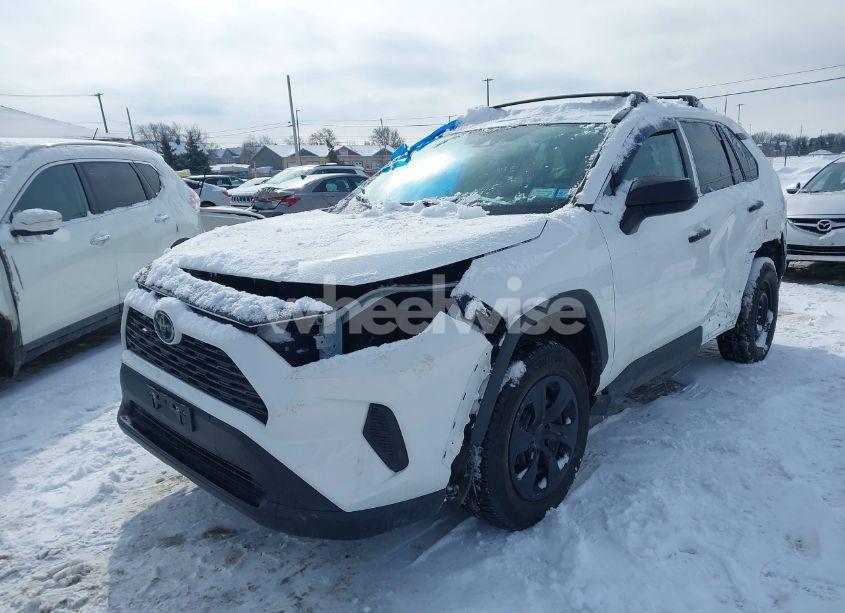 Photo 2 of 2021 Toyota Rav4 LE (VIN 2T3F1RFV4MC163705)