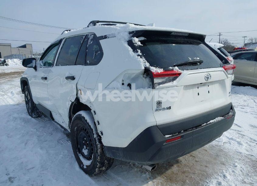 Photo 3 of 2021 Toyota Rav4 LE (VIN 2T3F1RFV4MC163705)