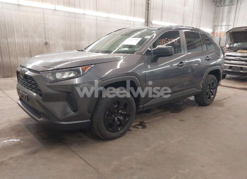 Photo 2 of 2021 Toyota Rav4 LE (VIN 2T3F1RFV4MW185783)