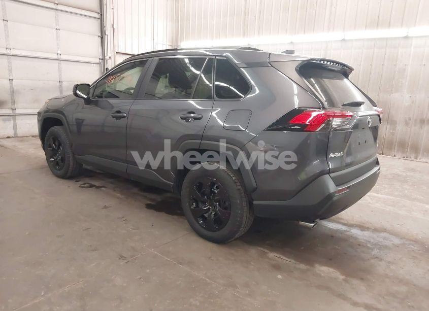 Photo 3 of 2021 Toyota Rav4 LE (VIN 2T3F1RFV4MW185783)