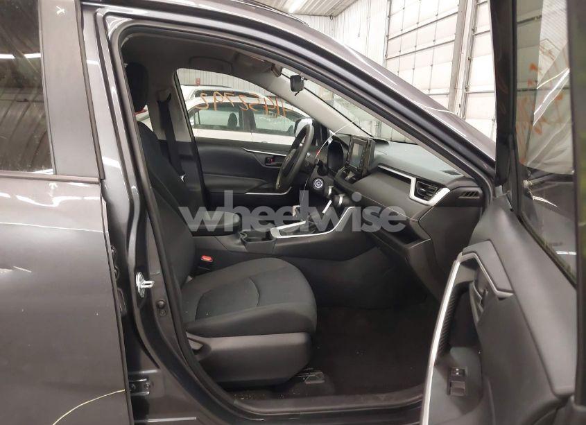 Photo 5 of 2021 Toyota Rav4 LE (VIN 2T3F1RFV4MW185783)