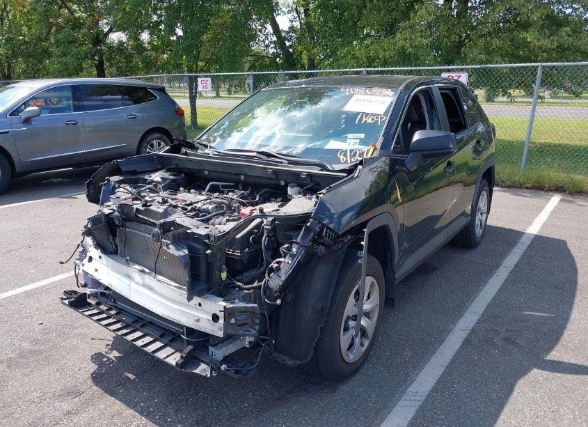 Photo 2 of 2022 Toyota Rav4 LE (VIN 2T3F1RFV4NC260033)