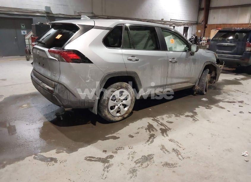 Photo 4 of 2024 Toyota Rav4 LE (VIN 2T3F1RFV4RC458441)