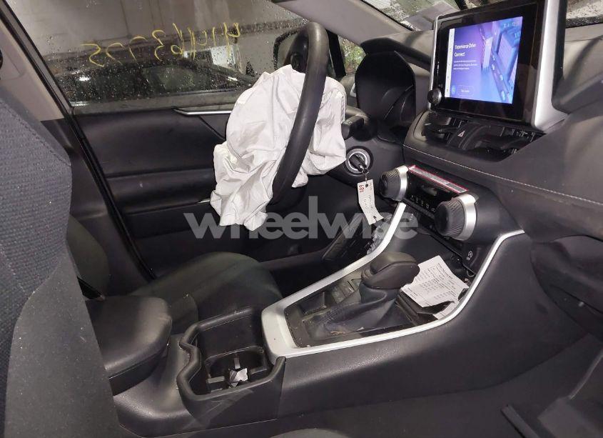 Photo 5 of 2024 Toyota Rav4 LE (VIN 2T3F1RFV4RC464868)