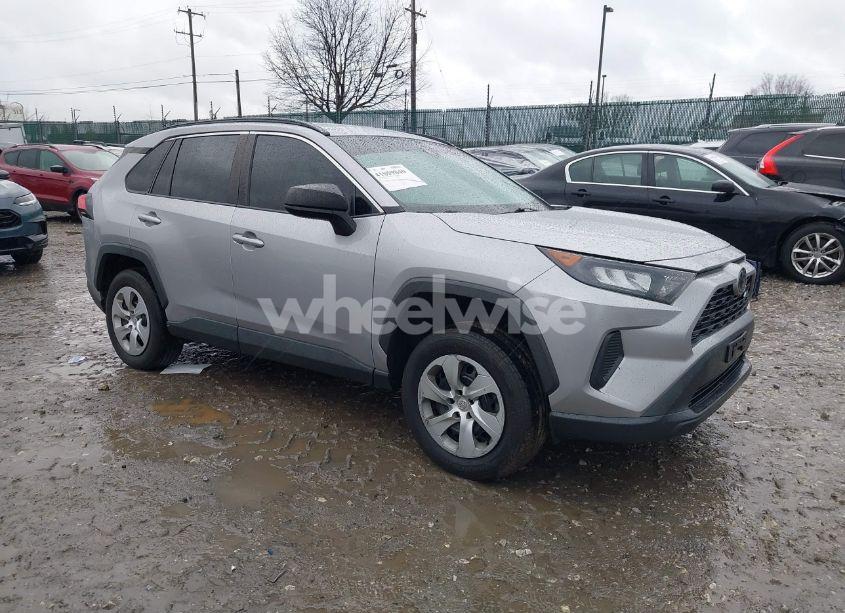 2020 Toyota Rav4 LE (VIN 2T3F1RFV5LC069301) main photo