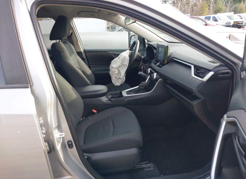 Photo 5 of 2020 Toyota Rav4 LE (VIN 2T3F1RFV5LC106136)
