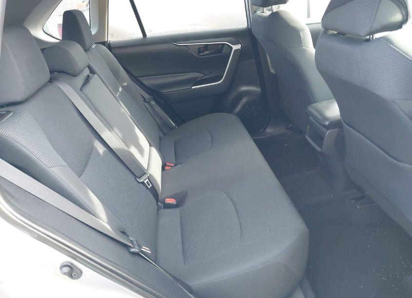 Photo 8 of 2020 Toyota Rav4 LE (VIN 2T3F1RFV5LC106136)