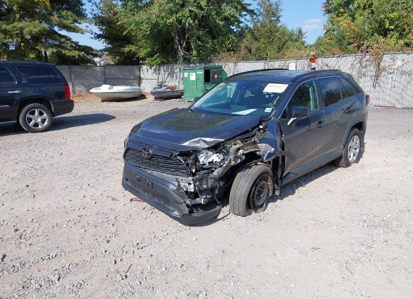 Photo 2 of 2021 Toyota Rav4 LE (VIN 2T3F1RFV5MW170810)