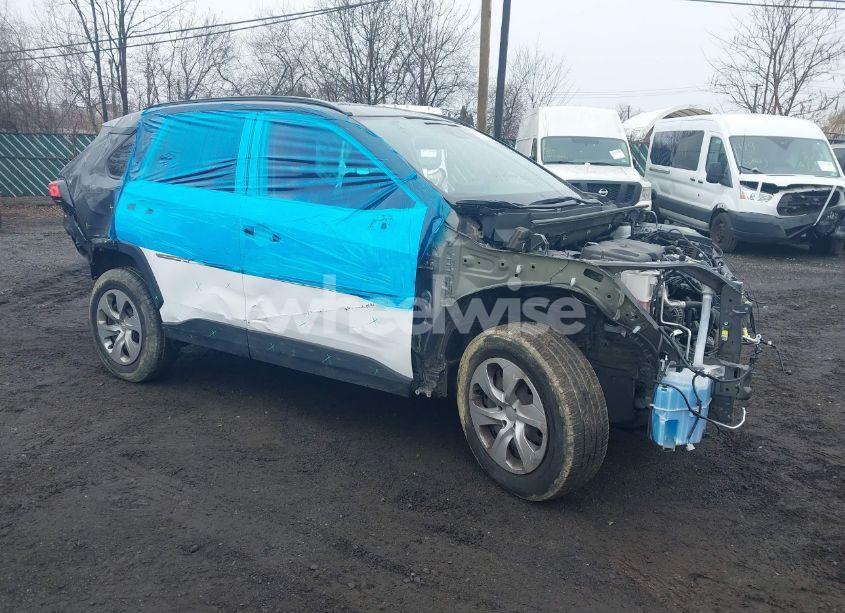 2021 Toyota Rav4 LE (VIN 2T3F1RFV5MW240810) main photo