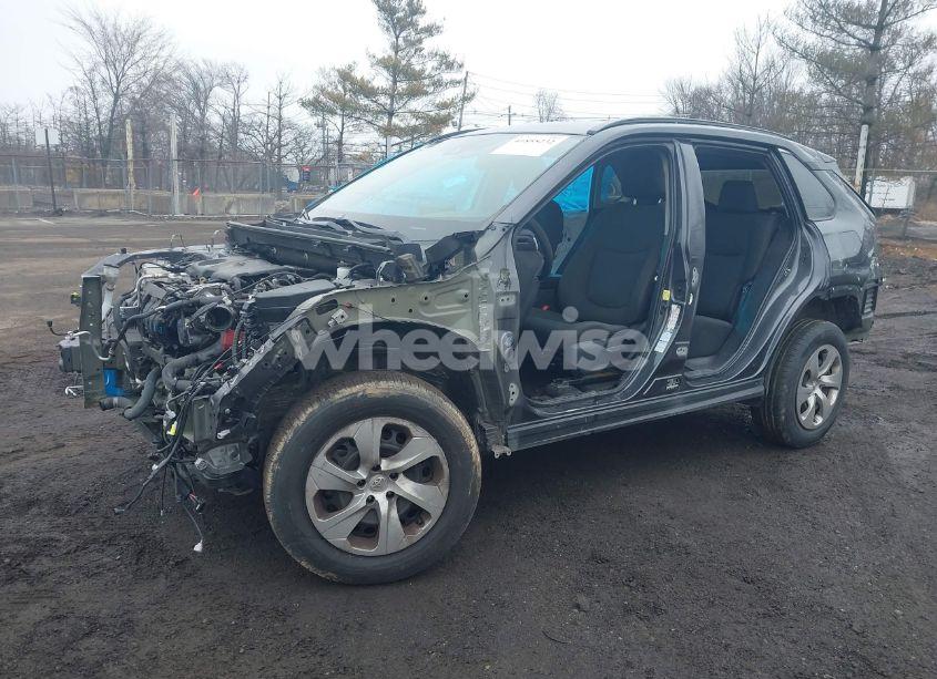 Photo 2 of 2021 Toyota Rav4 LE (VIN 2T3F1RFV5MW240810)