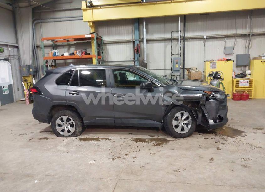 Photo 13 of 2022 Toyota Rav4 LE (VIN 2T3F1RFV5NC283238)
