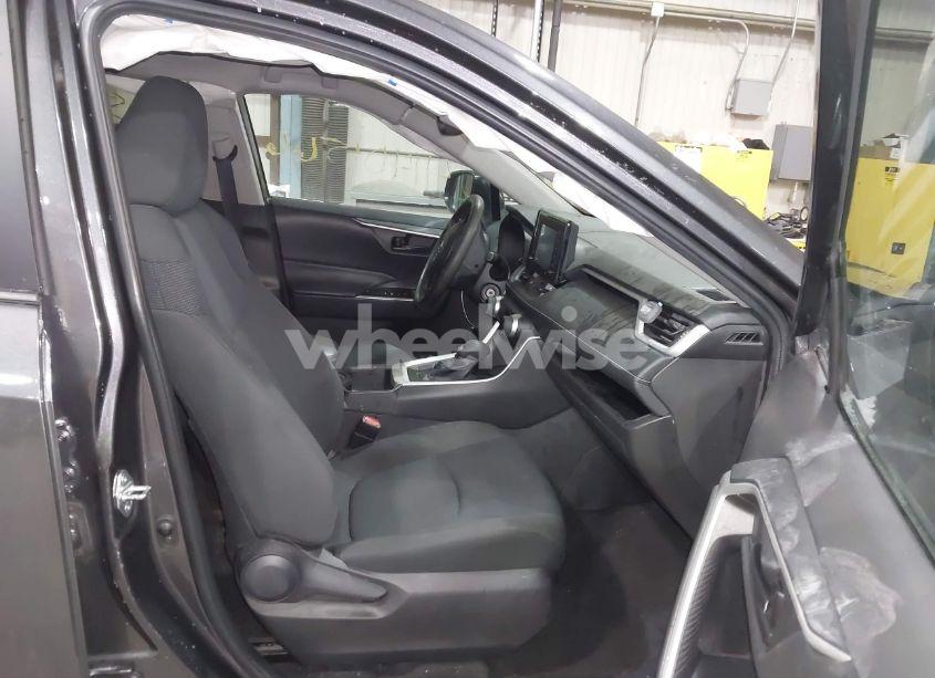 Photo 5 of 2022 Toyota Rav4 LE (VIN 2T3F1RFV5NC283238)