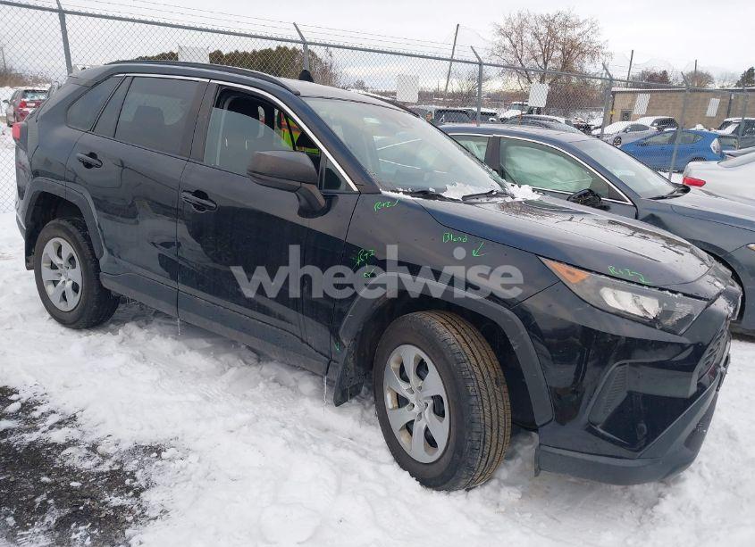 2020 Toyota Rav4 LE (VIN 2T3F1RFV6LC074443) main photo