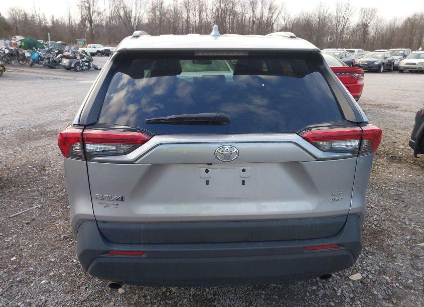 Photo 16 of 2020 Toyota Rav4 LE (VIN 2T3F1RFV6LC088438)