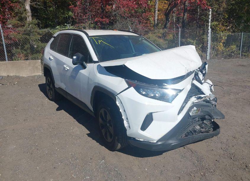 2020 Toyota Rav4 LE (VIN 2T3F1RFV6LC101768) main photo