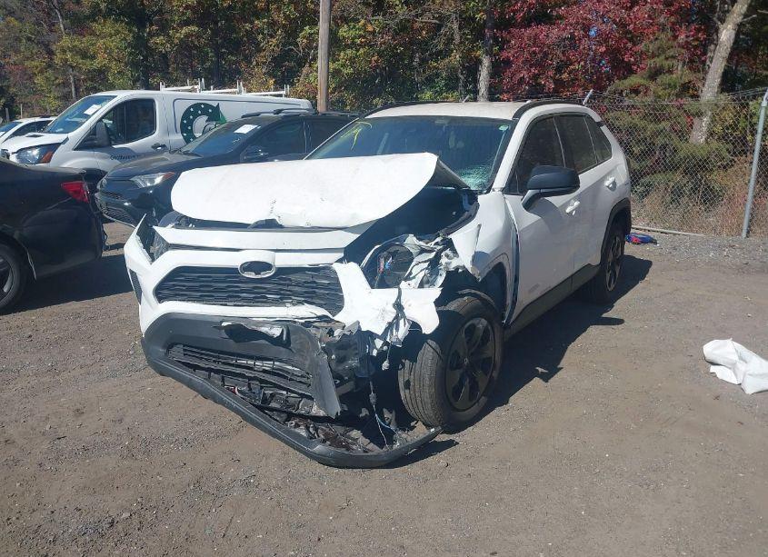 Photo 2 of 2020 Toyota Rav4 LE (VIN 2T3F1RFV6LC101768)