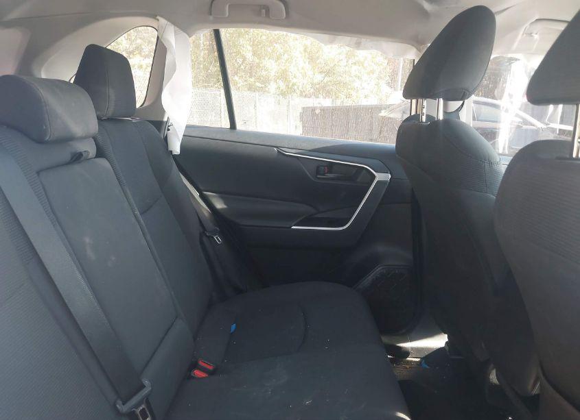 Photo 8 of 2020 Toyota Rav4 LE (VIN 2T3F1RFV6LC101768)