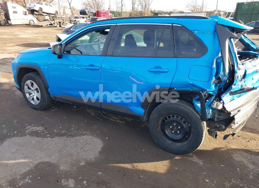 Photo 3 of 2020 Toyota Rav4 LE (VIN 2T3F1RFV6LW110842)