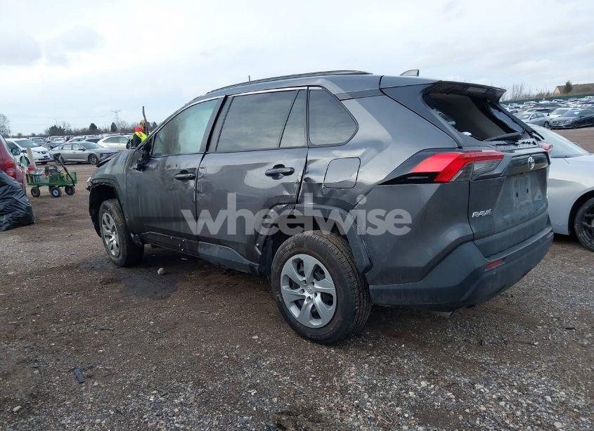 Photo 3 of 2021 Toyota Rav4 LE (VIN 2T3F1RFV6MC227310)