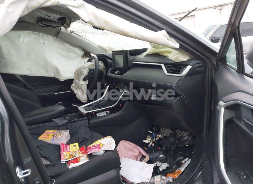 Photo 5 of 2021 Toyota Rav4 LE (VIN 2T3F1RFV6MC227310)