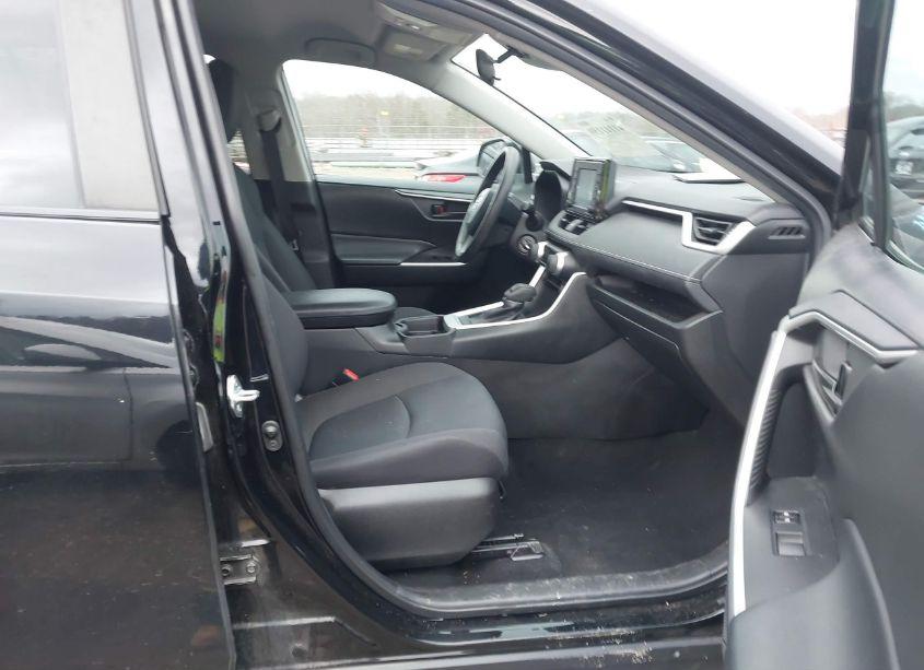 Photo 5 of 2021 Toyota Rav4 LE (VIN 2T3F1RFV6MW193593)