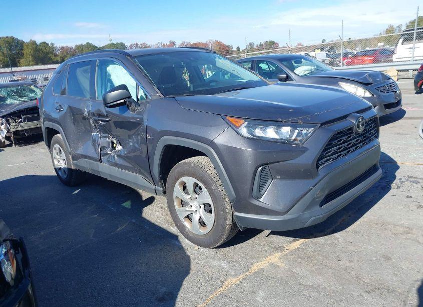 2021 Toyota Rav4 LE (VIN 2T3F1RFV6MW201935) main photo