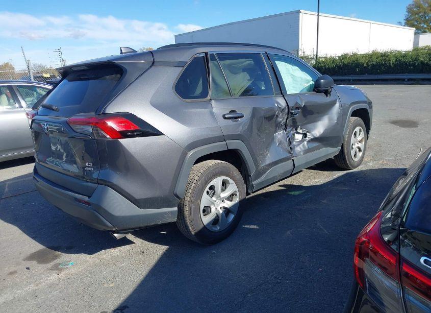 Photo 4 of 2021 Toyota Rav4 LE (VIN 2T3F1RFV6MW201935)