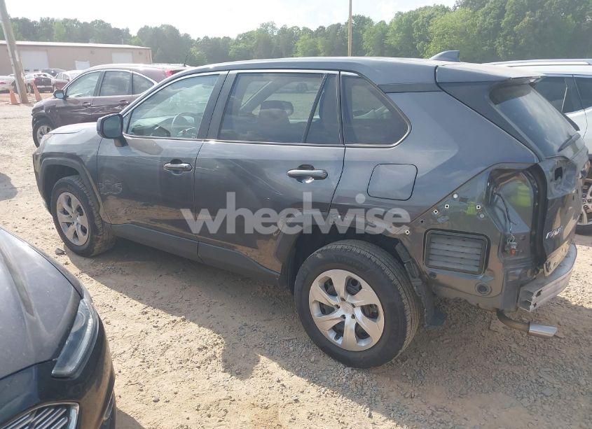 Photo 3 of 2022 Toyota Rav4 LE (VIN 2T3F1RFV6NC322161)