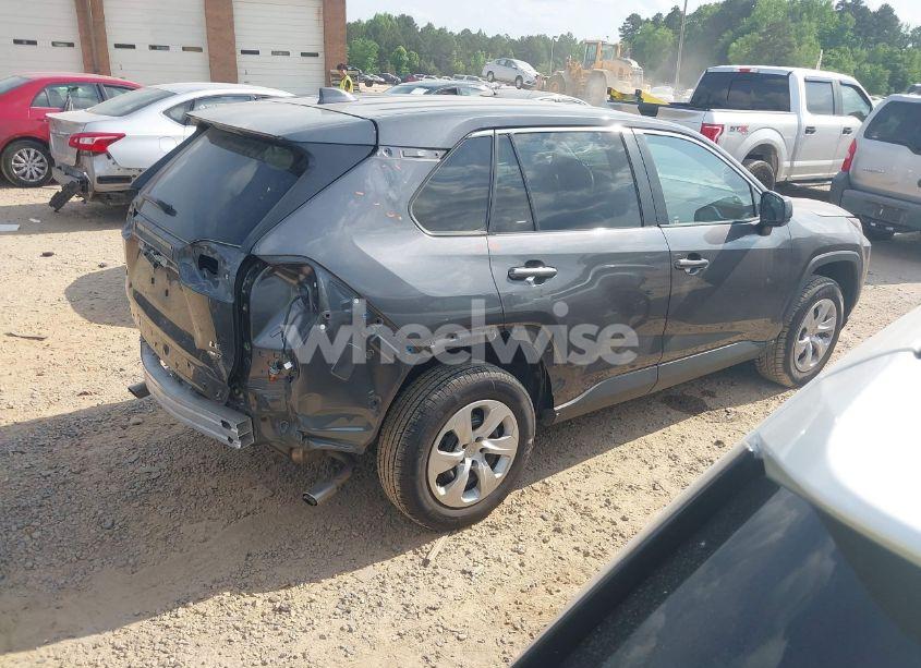 Photo 4 of 2022 Toyota Rav4 LE (VIN 2T3F1RFV6NC322161)