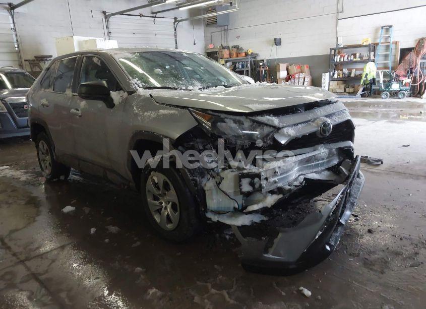 2022 Toyota Rav4 LE (VIN 2T3F1RFV6NW266138) main photo