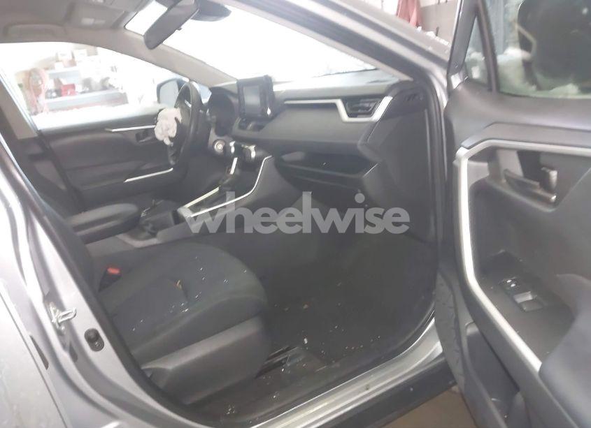 Photo 5 of 2022 Toyota Rav4 LE (VIN 2T3F1RFV6NW266138)