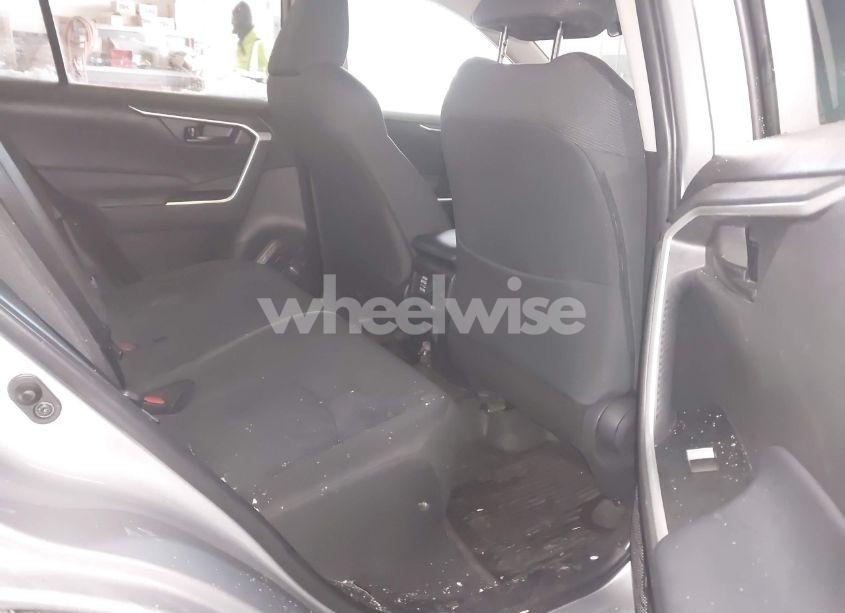 Photo 8 of 2022 Toyota Rav4 LE (VIN 2T3F1RFV6NW266138)