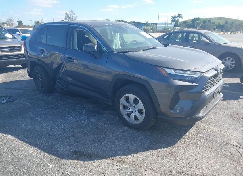 2024 Toyota Rav4 LE (VIN 2T3F1RFV6RC417910) main photo