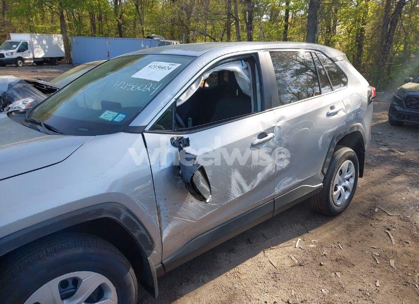 Photo 6 of 2025 Toyota Rav4 LE (VIN 2T3F1RFV6SW500323)