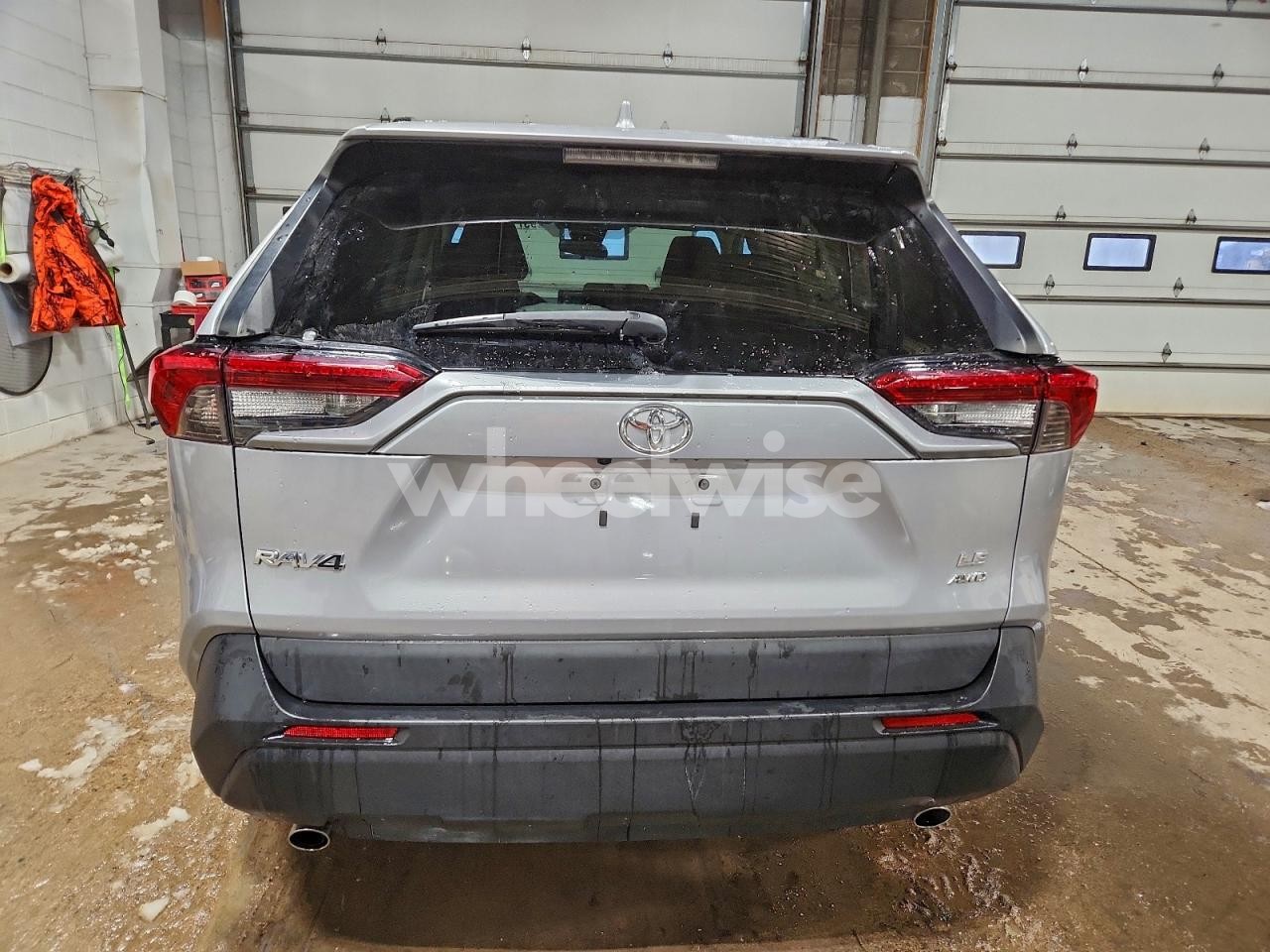 Photo 6 of 2019 TOYOTA RAV4 LE (VIN 2T3F1RFV7KW076053)