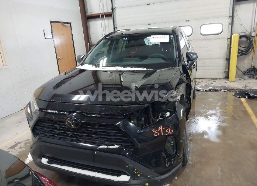 Photo 12 of 2020 Toyota Rav4 LE (VIN 2T3F1RFV7LC113699)