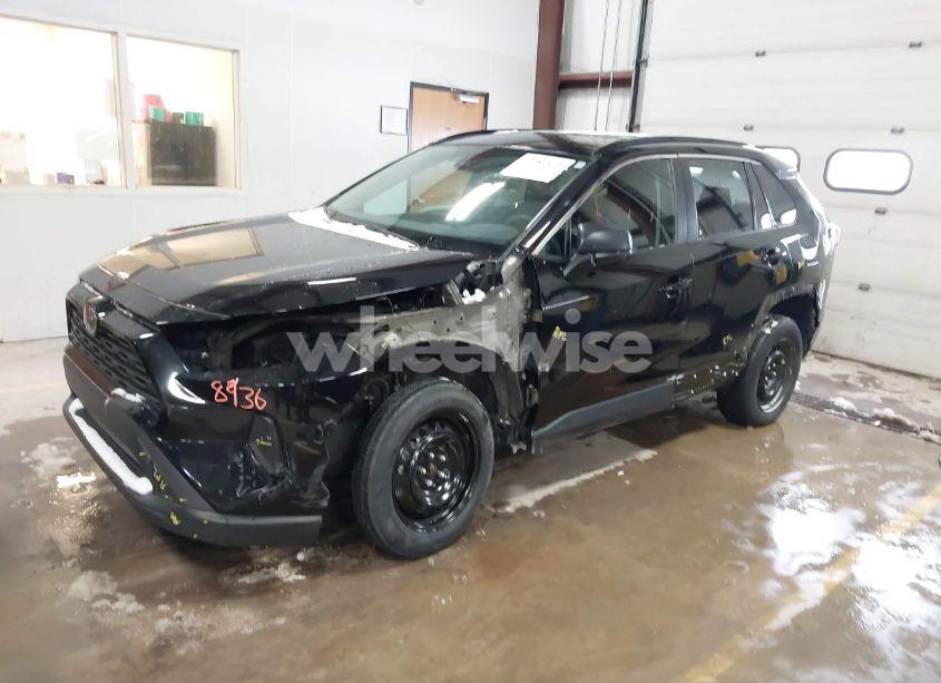 Photo 2 of 2020 Toyota Rav4 LE (VIN 2T3F1RFV7LC113699)