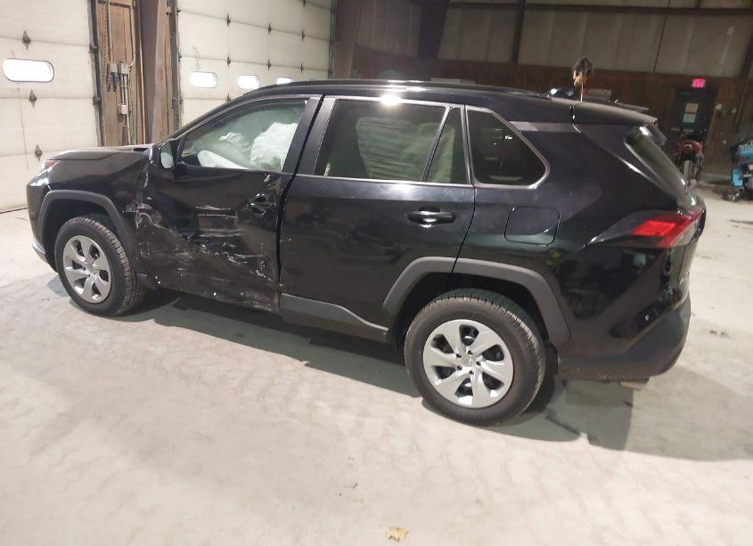 Photo 3 of 2020 Toyota Rav4 LE (VIN 2T3F1RFV7LW112616)