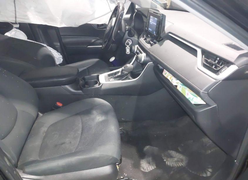 Photo 5 of 2020 Toyota Rav4 LE (VIN 2T3F1RFV7LW112616)