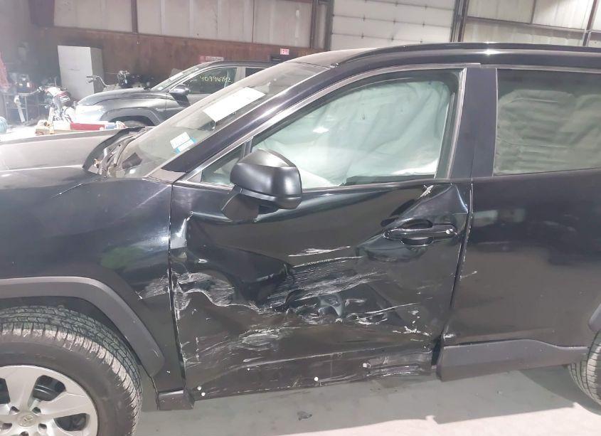 Photo 6 of 2020 Toyota Rav4 LE (VIN 2T3F1RFV7LW112616)