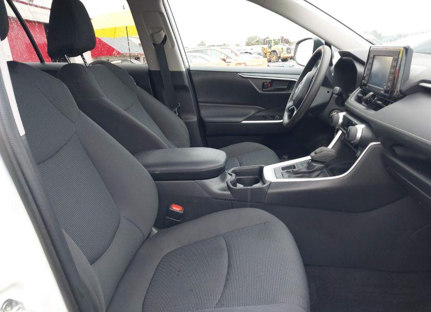 Photo 5 of 2021 Toyota Rav4 LE (VIN 2T3F1RFV7MC221273)
