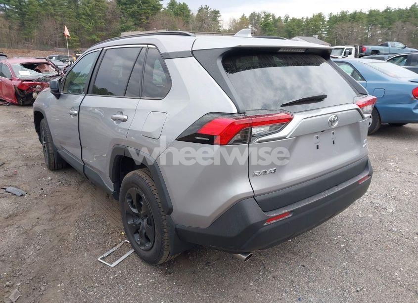 Photo 3 of 2021 Toyota Rav4 LE (VIN 2T3F1RFV7MC242074)