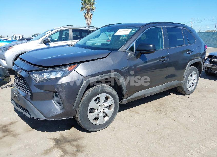 Photo 2 of 2021 Toyota Rav4 LE (VIN 2T3F1RFV7MW185857)