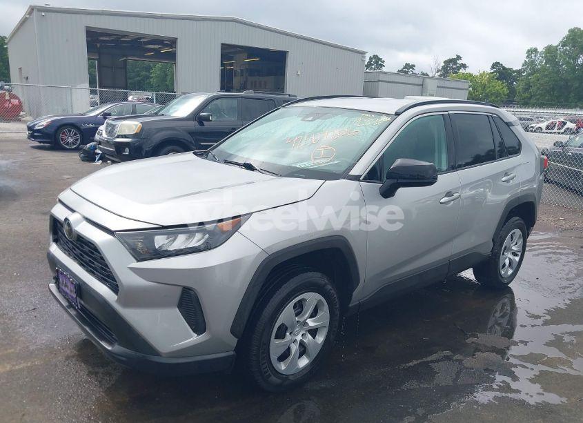 Photo 2 of 2021 Toyota Rav4 LE (VIN 2T3F1RFV7MW203841)