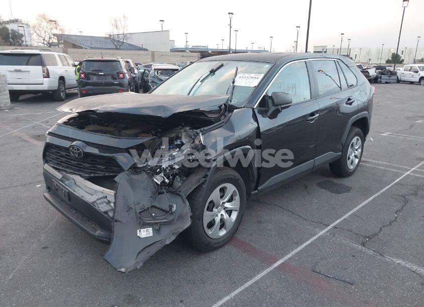 Photo 2 of 2022 Toyota Rav4 LE (VIN 2T3F1RFV7NC267400)