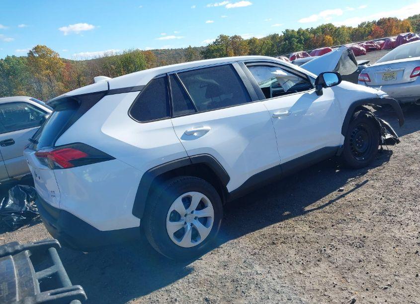 Photo 4 of 2024 Toyota Rav4 LE (VIN 2T3F1RFV7RC406320)