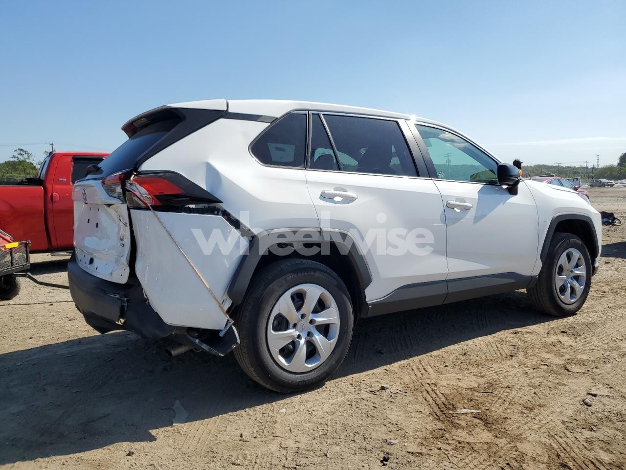 Photo 3 of 2025 TOYOTA RAV4 LE (VIN 2T3F1RFV7SW525523)